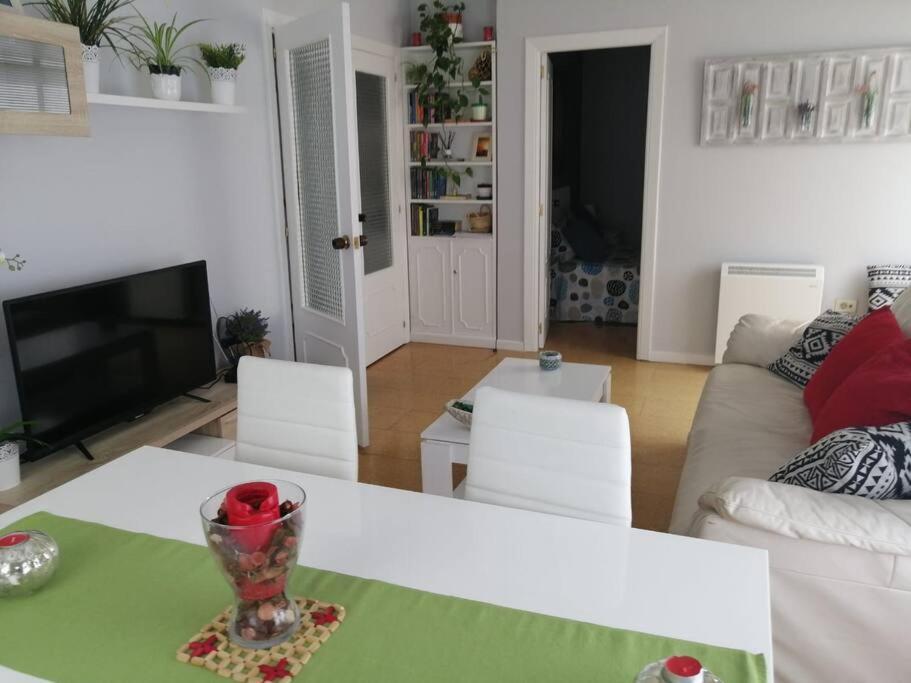 Sobre La Villa 12 Neda Exteriör bild